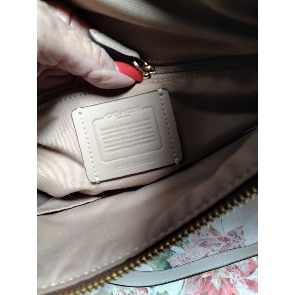 Coach ladies Purse Nandbag Brown & White Estate Fresh - Picture 5 of 8